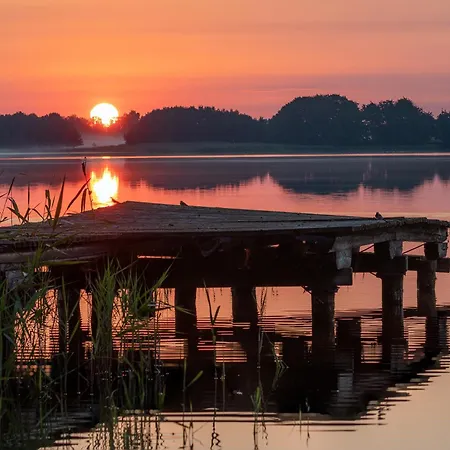 Апартаменты Insel Der Asanas - Elegante Mit Balkon, Kamin & Wellness Am Krakower