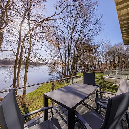 Апартаменты Insel Der Asanas - Elegante Mit Balkon, Kamin & Wellness Am Krakower *